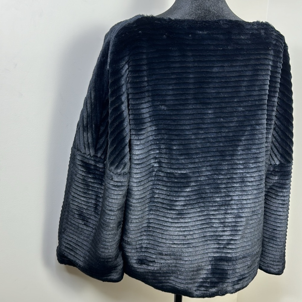C. Wonder Black Ribbed Top - Picture 5 of 8